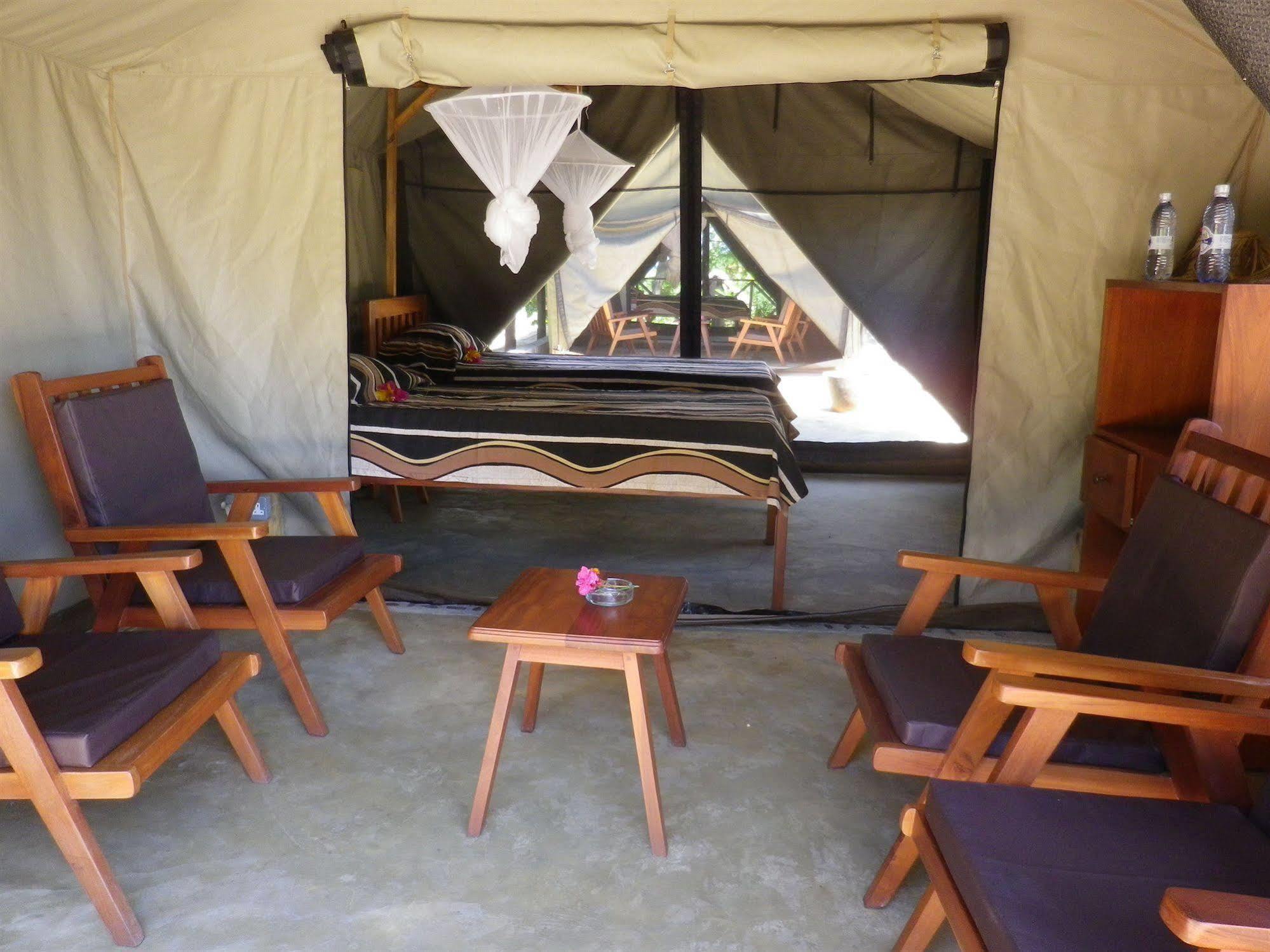 Blue Zebra Island Lodge Senga Екстериор снимка