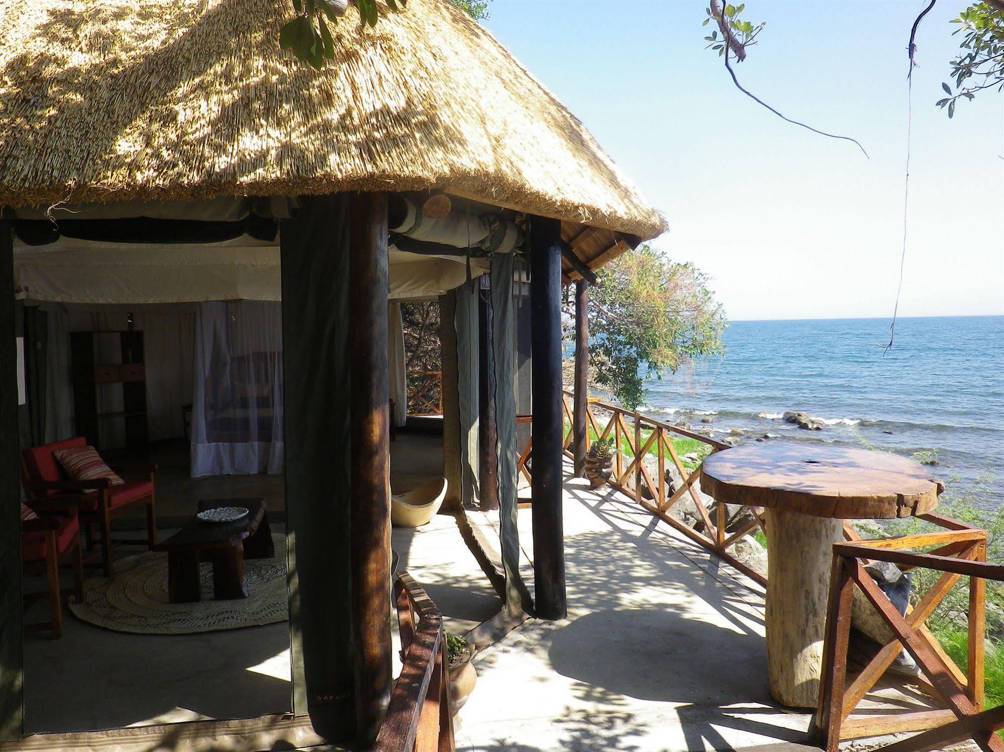Blue Zebra Island Lodge Senga Екстериор снимка