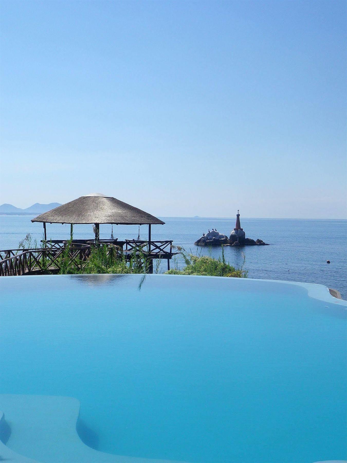 Blue Zebra Island Lodge Senga Екстериор снимка