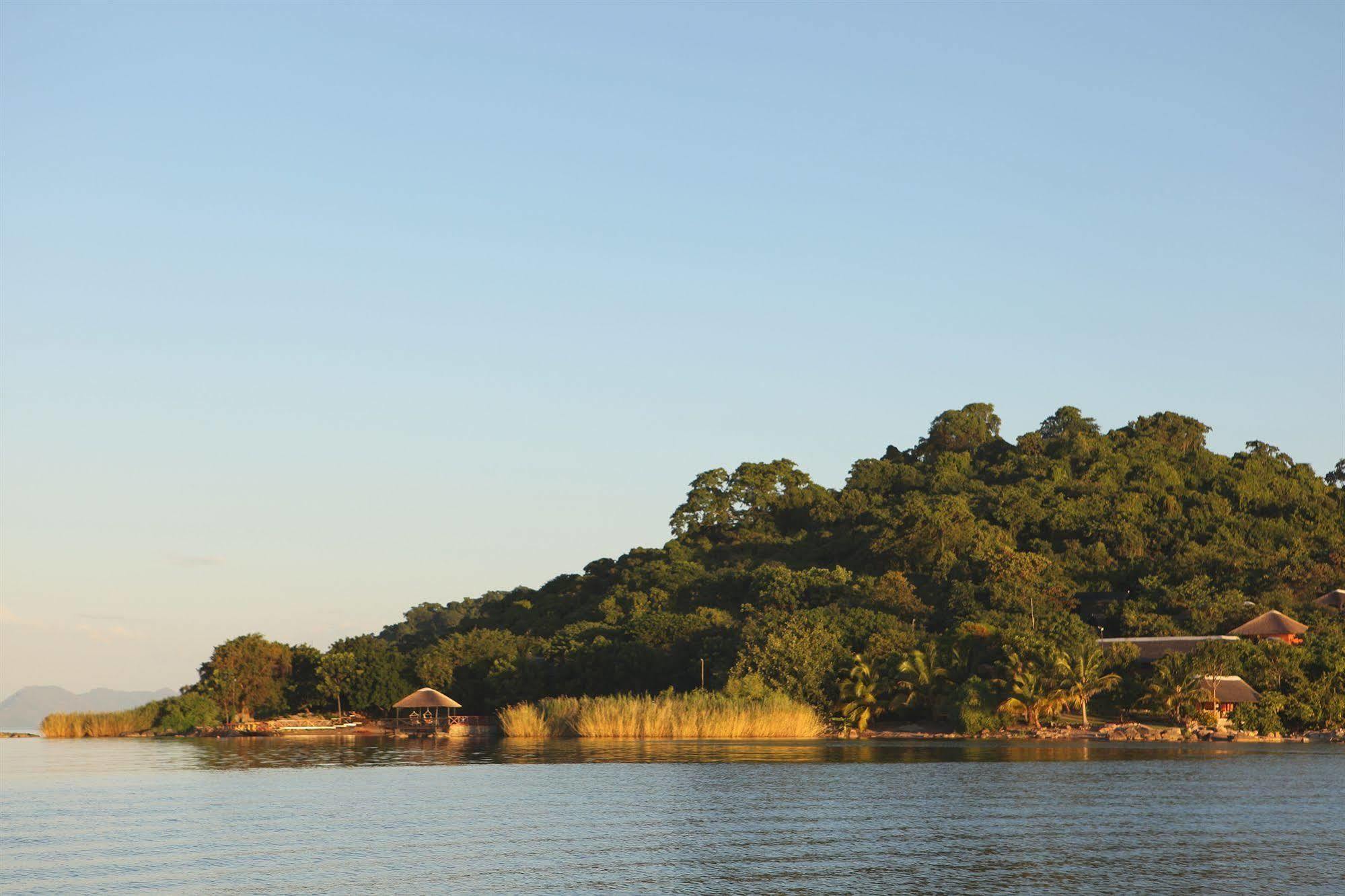 Blue Zebra Island Lodge Senga Екстериор снимка